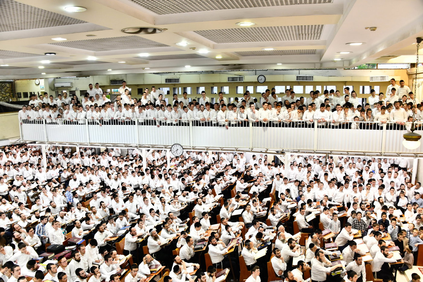 הגר"ד לנדו בשיחה בישיבת פוניבז'