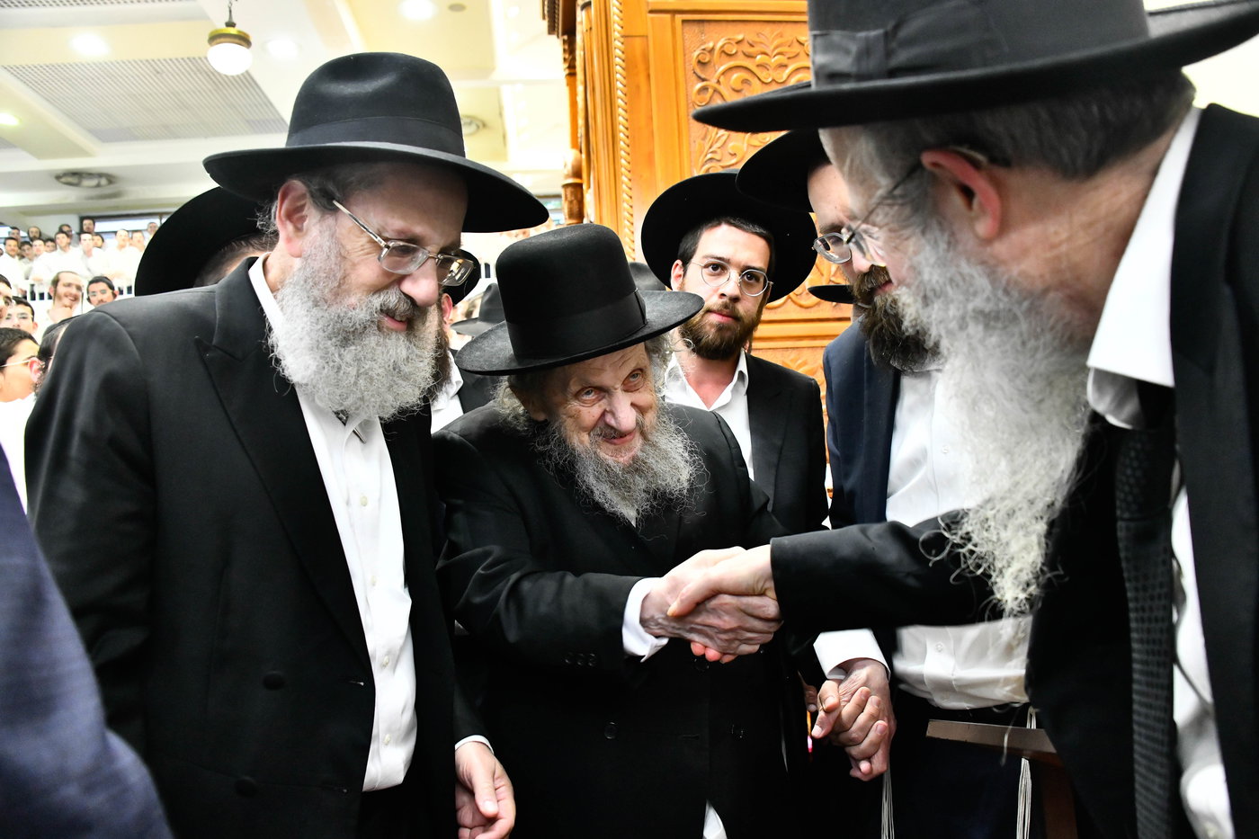 הגר"ד לנדו בשיחה בישיבת פוניבז'