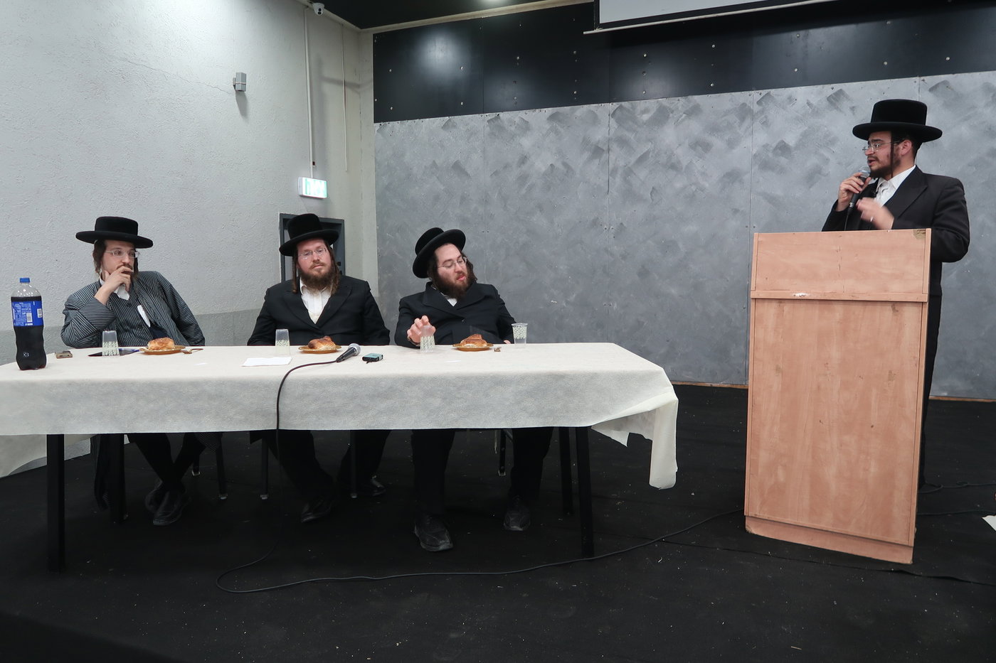 הרה"צ רבי יעקב מרדכי הגר בביקור בעמנואל 