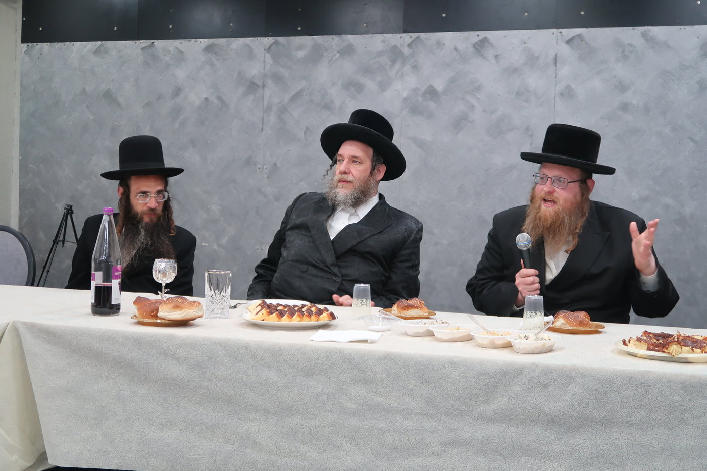 הרה"צ רבי יעקב מרדכי הגר בביקור בעמנואל 