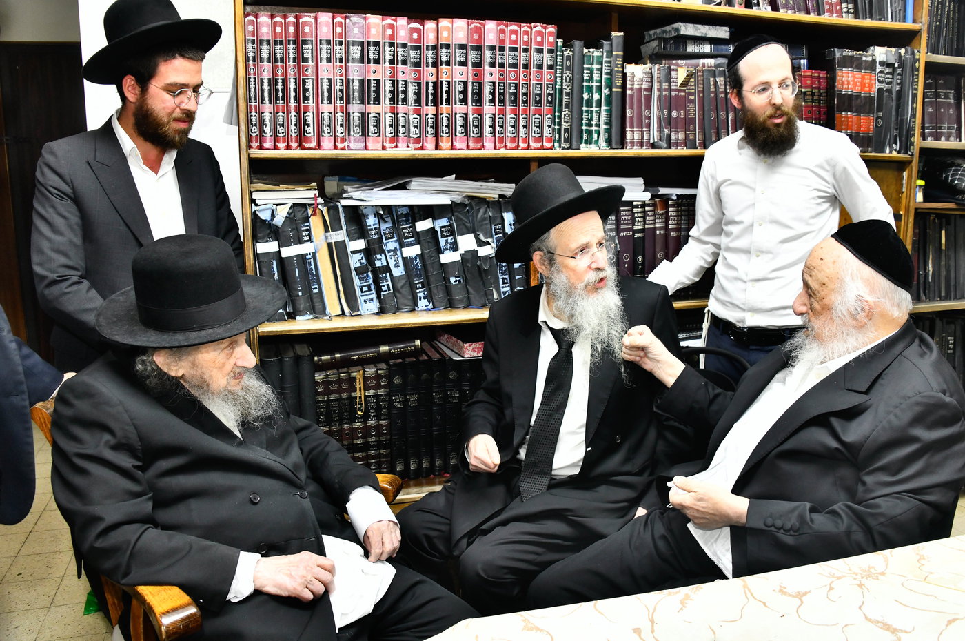 הגר"ד לנדו בביקור אצל הגרב"ד פוברסקי