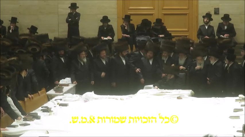 האדמו"ר מבעלזא אמש, במוצא"ש אח"ק