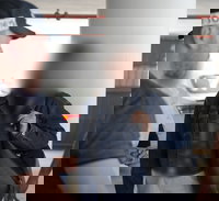 "תוך שבוע אחסל אותך": רופאה נעצרה לאחר שאיימה על איש תקשורת 