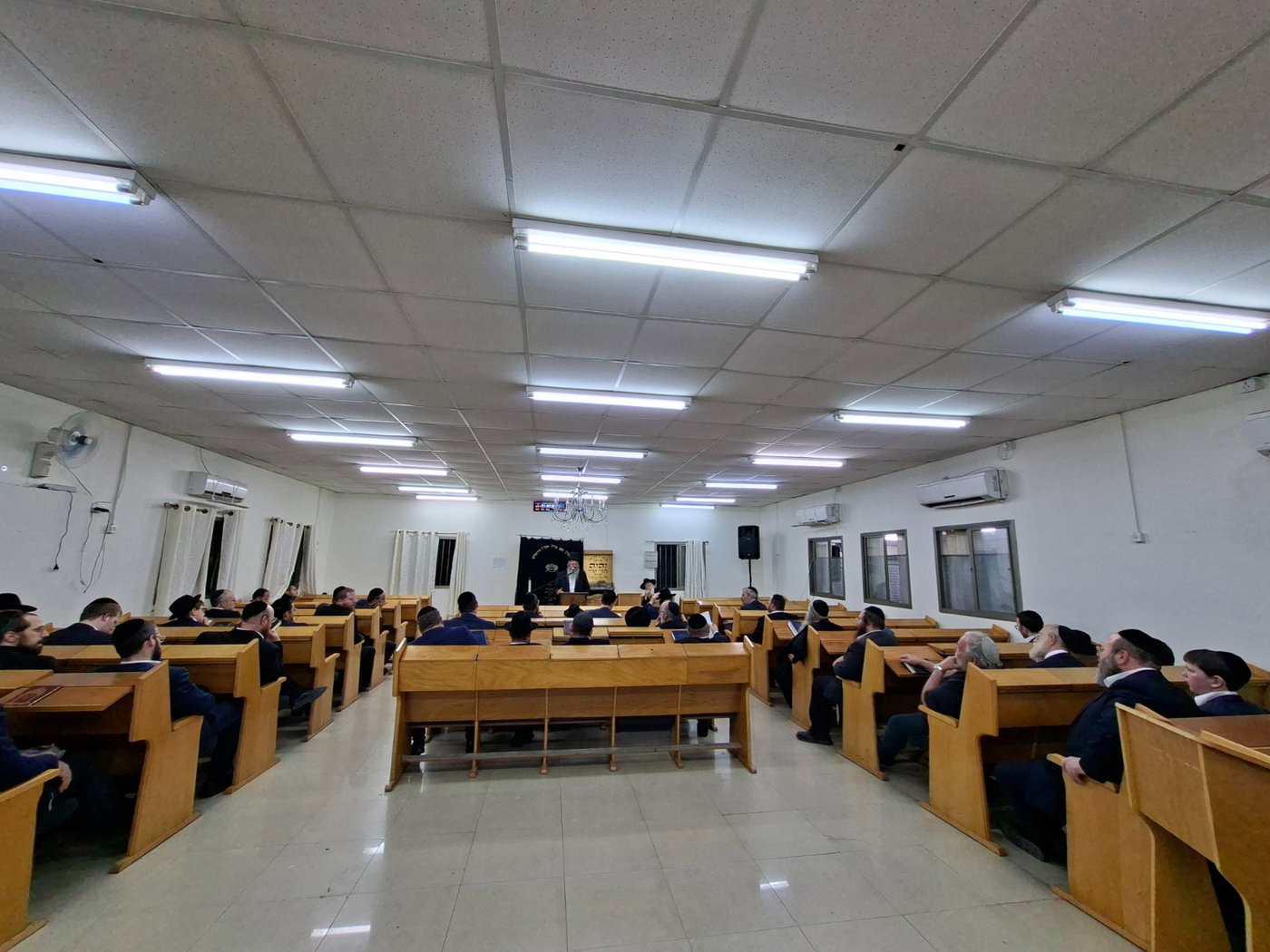 עצרת הספד על הרב יצחק דונט ז״ל