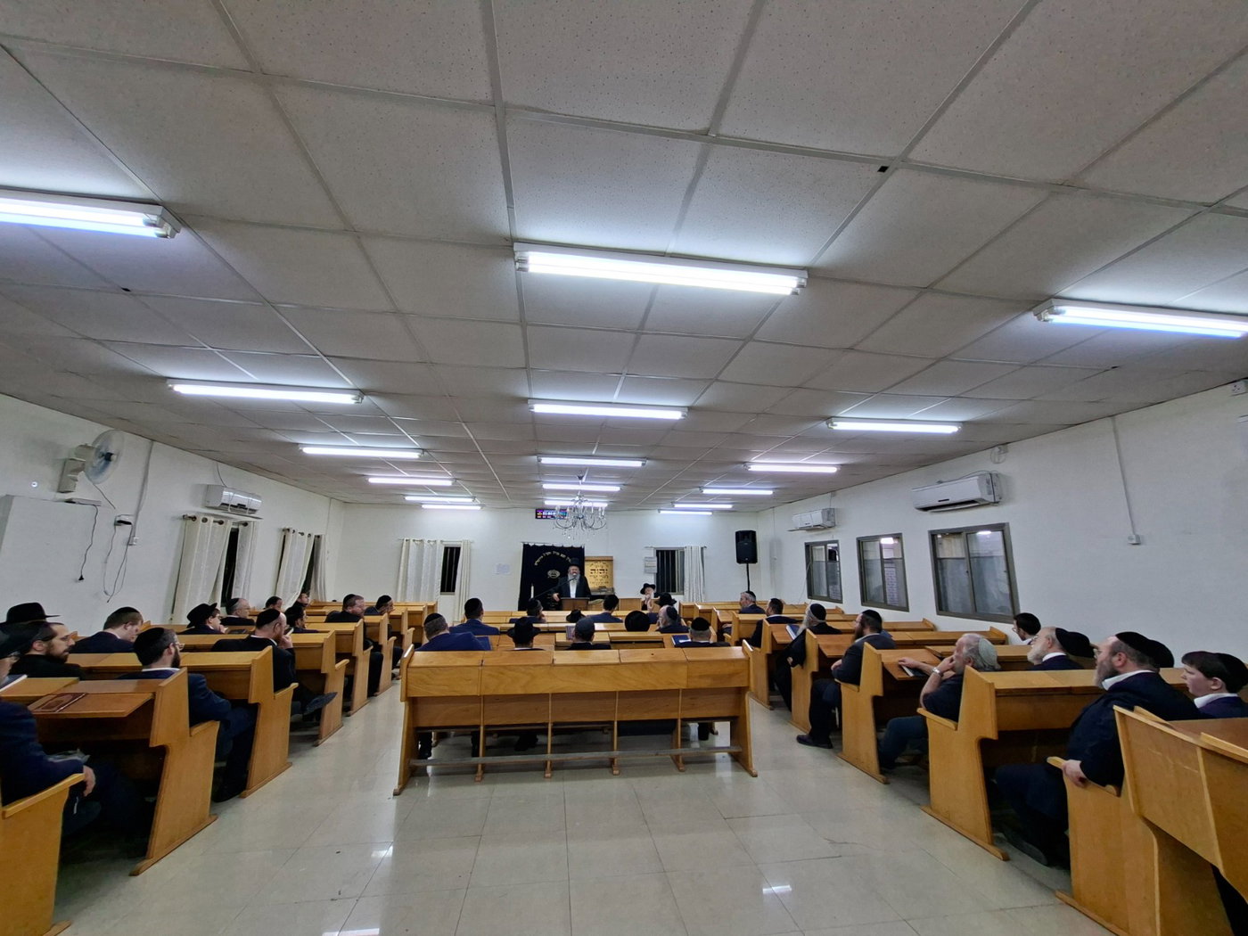 עצרת הספד על הרב יצחק דונט ז״ל