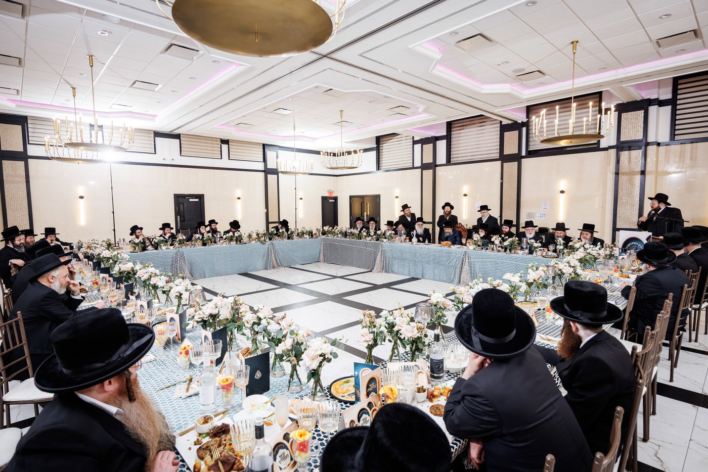 הדינרים בחצה"ק באבוב 45