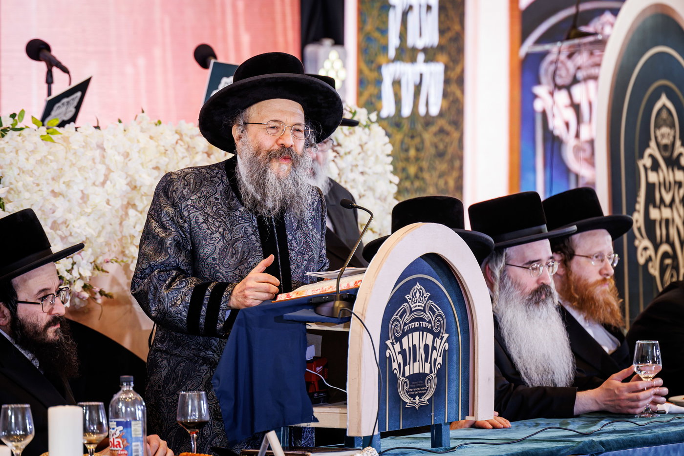 הדינרים בחצה"ק באבוב 45