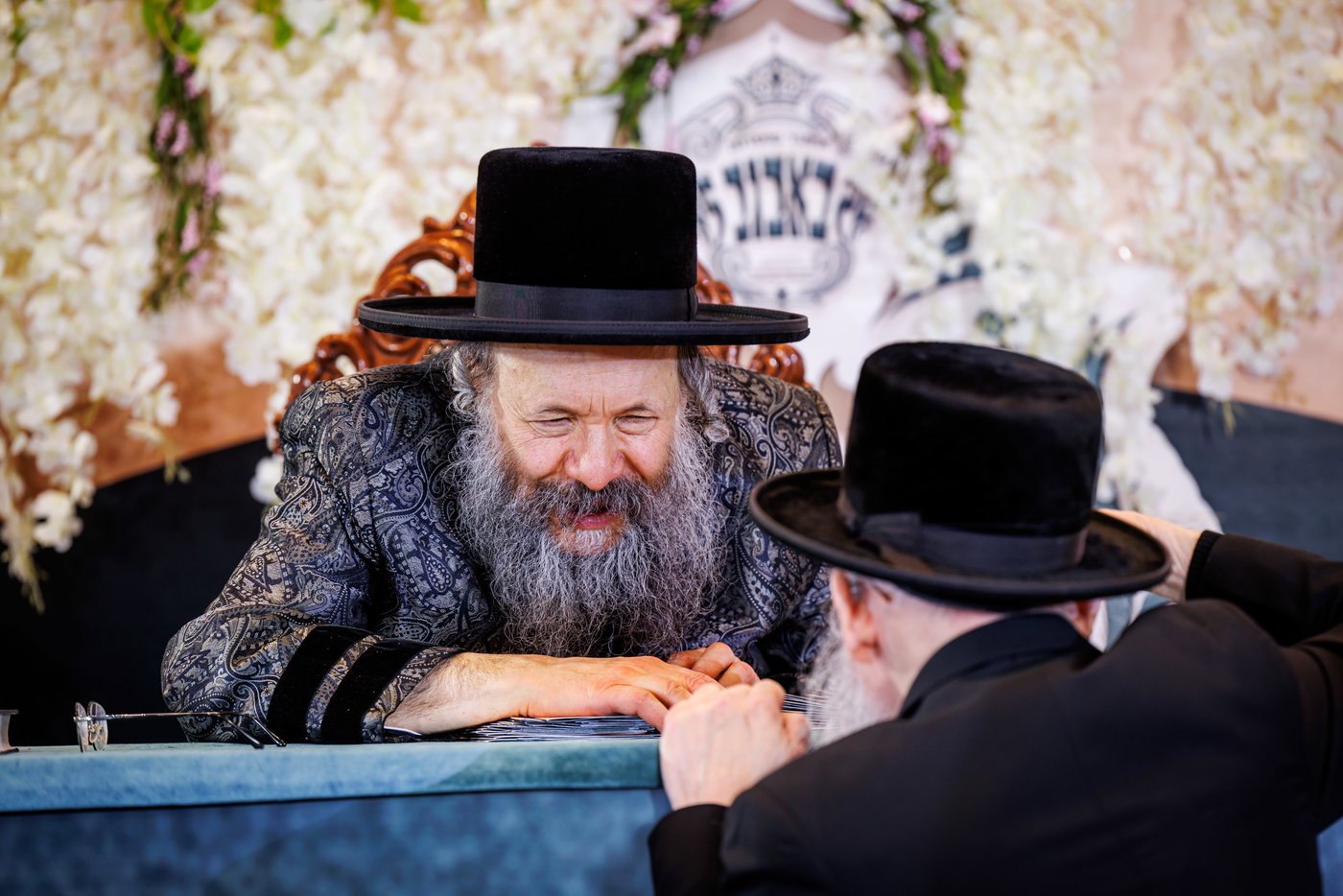 הדינרים בחצה"ק באבוב 45