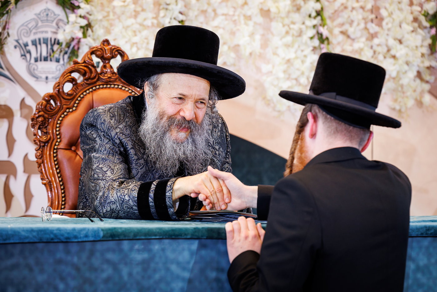 הדינרים בחצה"ק באבוב 45