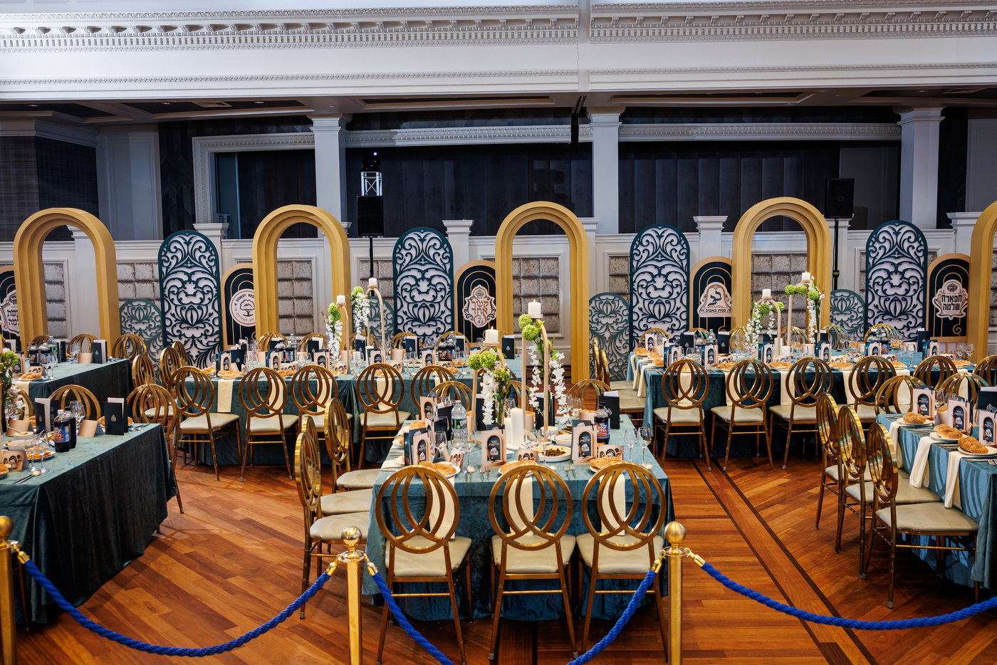 הדינרים בחצה"ק באבוב 45