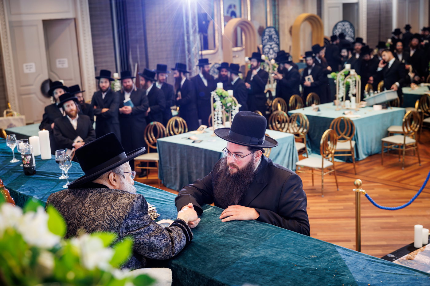 הדינרים בחצה"ק באבוב 45