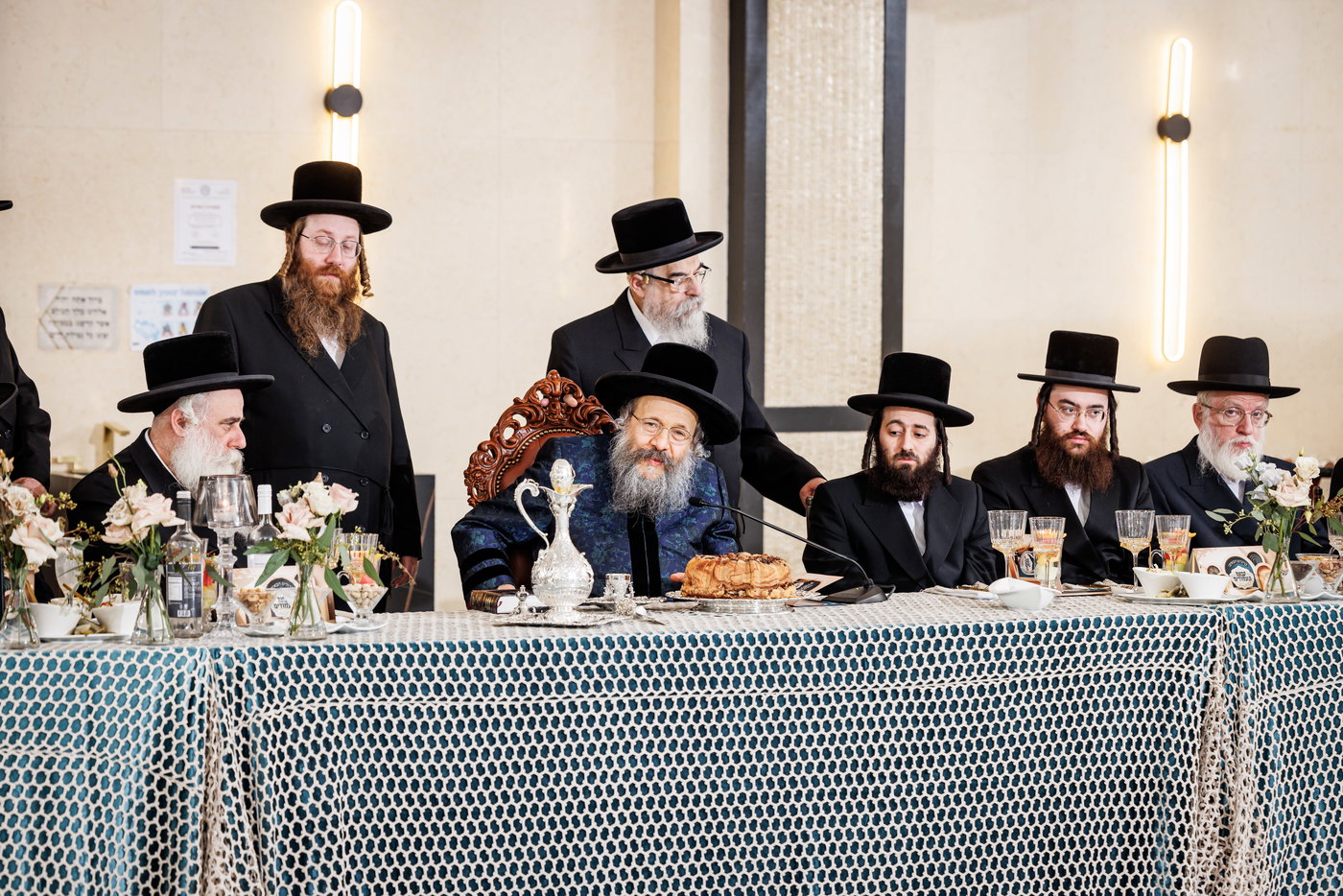 הדינרים בחצה"ק באבוב 45