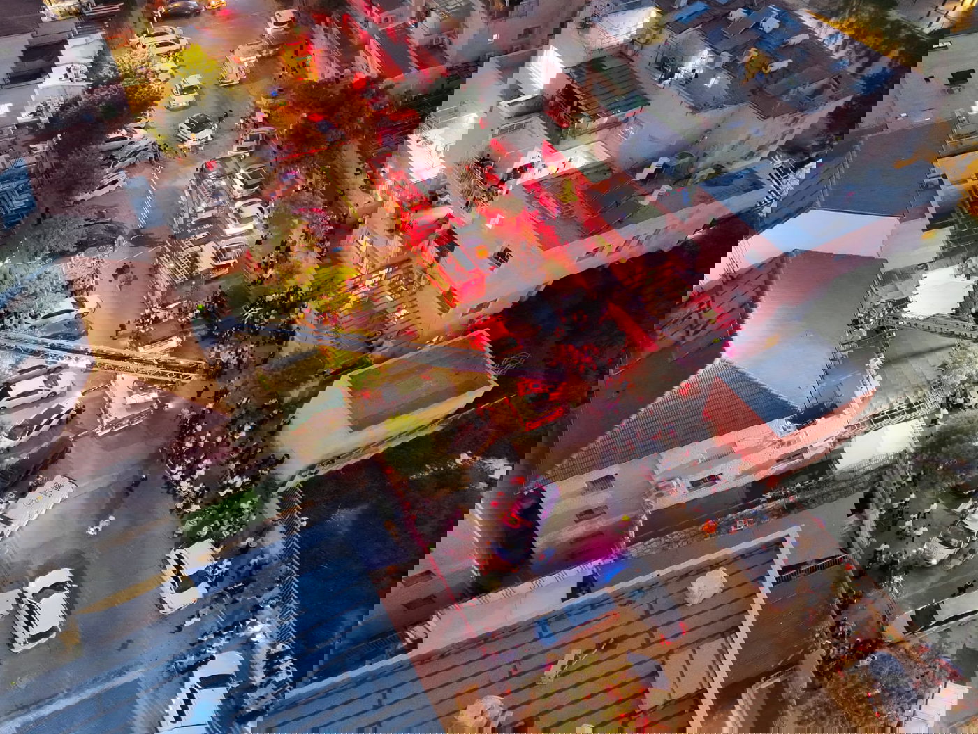 חשש להצתה: 35 איש חולצו מבניין בעיר החרדית, ילדים פונו לבית חולים