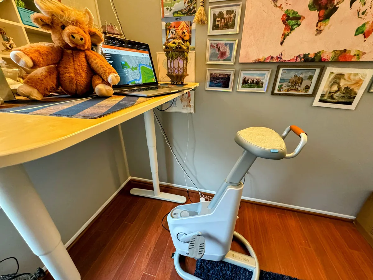 האופניים שהן גם כיסא משרדי