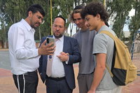 כותב השורות עם תלמידים בשש שנתי יש"י, השבוע