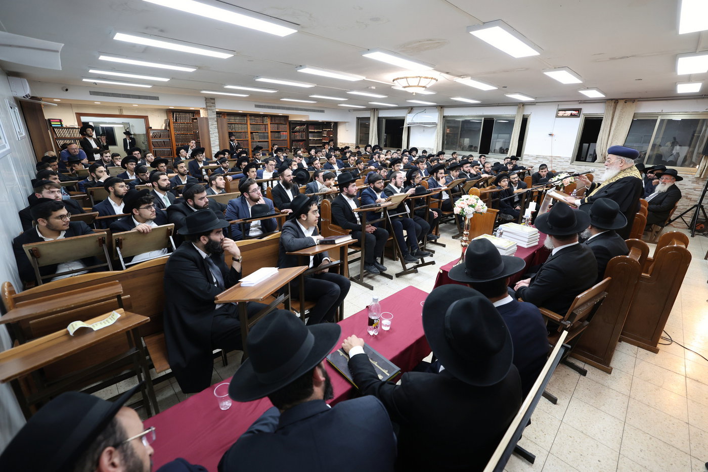 הגר"מ צדקה בישיבת תורת אברהם