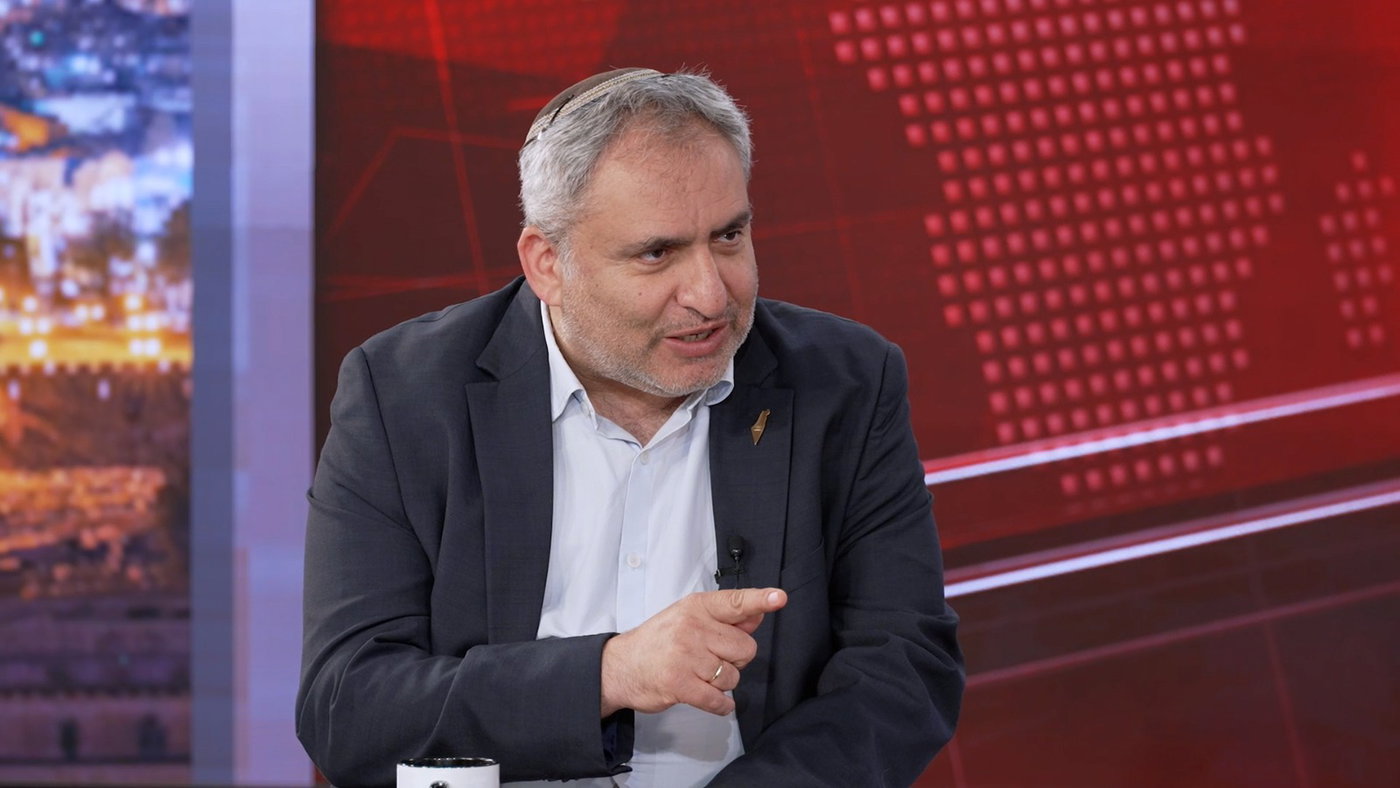 השר זאב אלקין באולפן 'כיכר השבת'