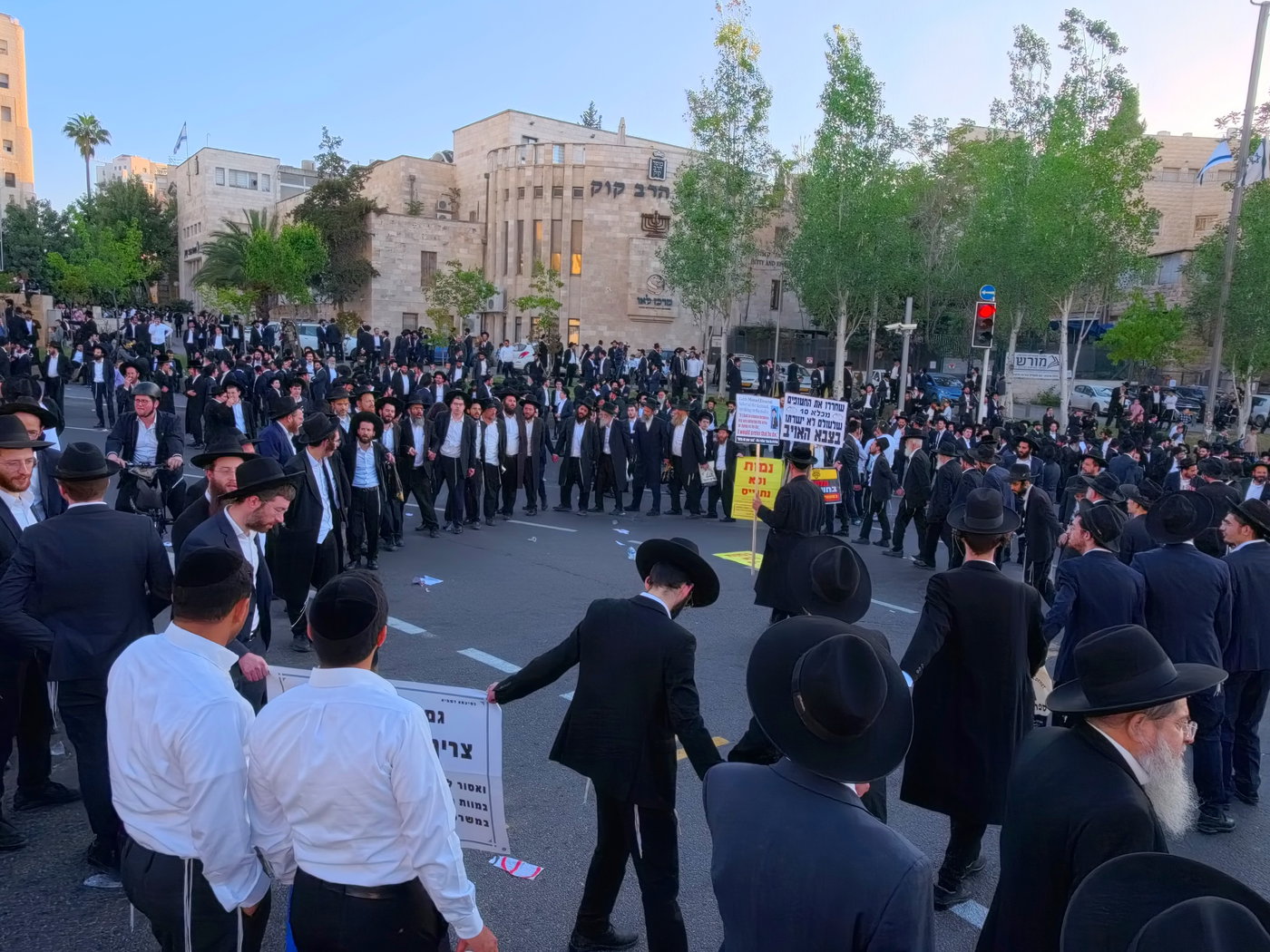 הפגנות הפלג הירושלמי השבוע 