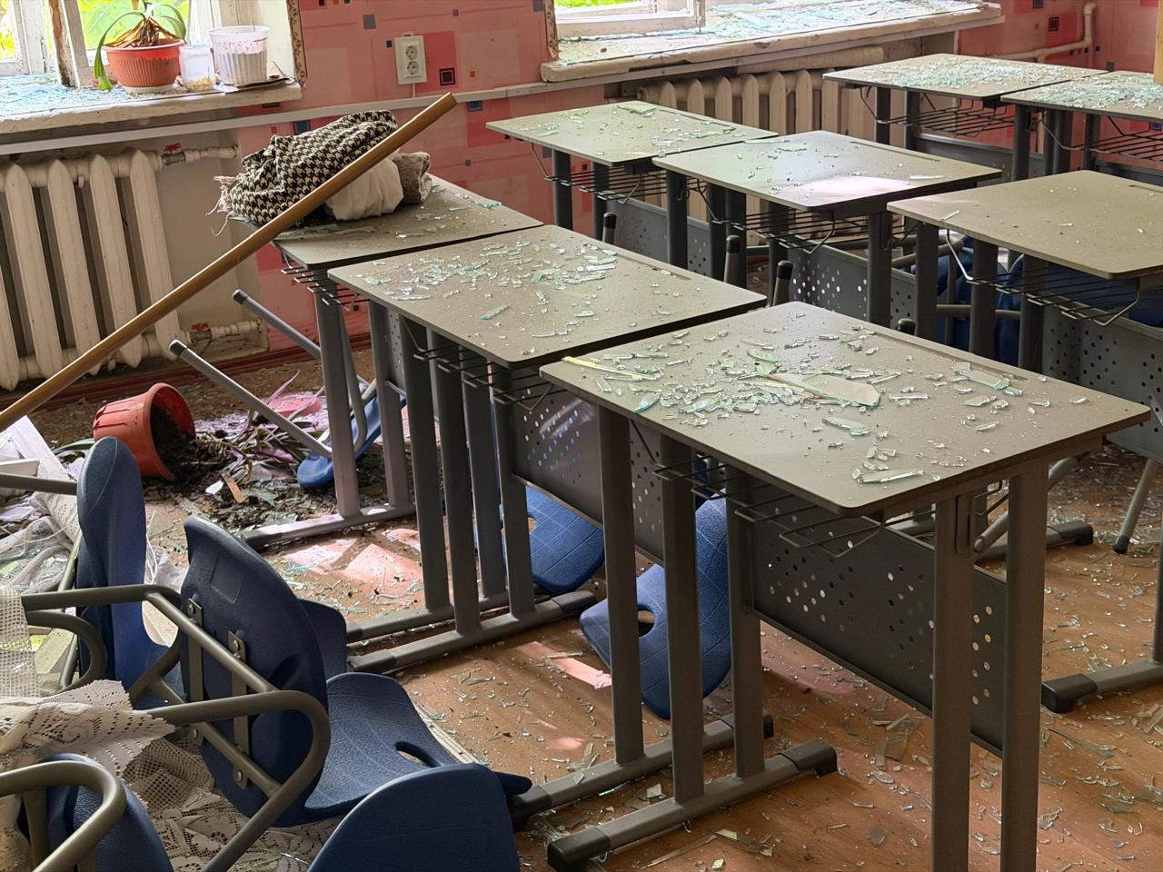 "הפיצוץ האדיר הרעיד את כל הרחוב": הרס רב בבית הספר היהודי