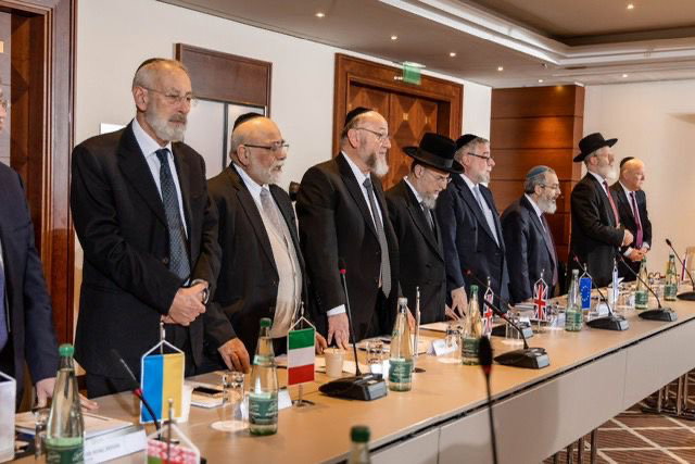 הגר״פ גולדשמידט ורבני אנגליה איטליה רומא ויוון, בכינוס האחרון של הועדה המתמדת במינכן