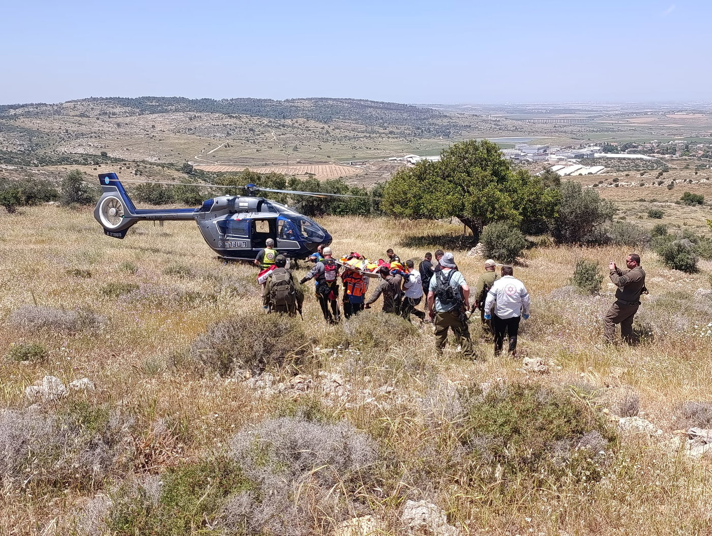 חילוץ מורכב בשטח: רוכב נפצע אחרי נפילה מהסוס - ופונה במסוק משטרתי