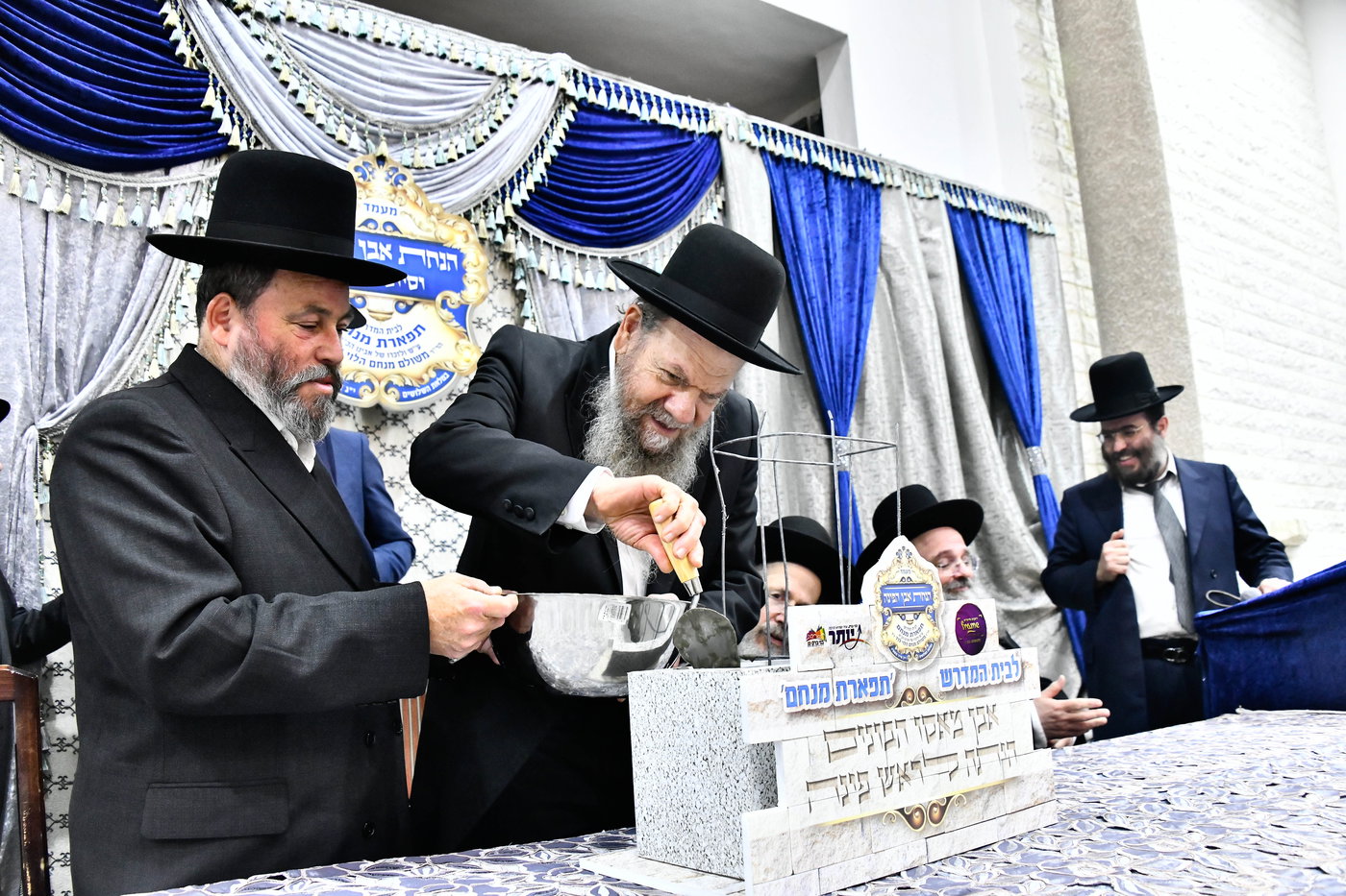 הנחת אבן הפינה לזכרו של הרב לרר ז"ל