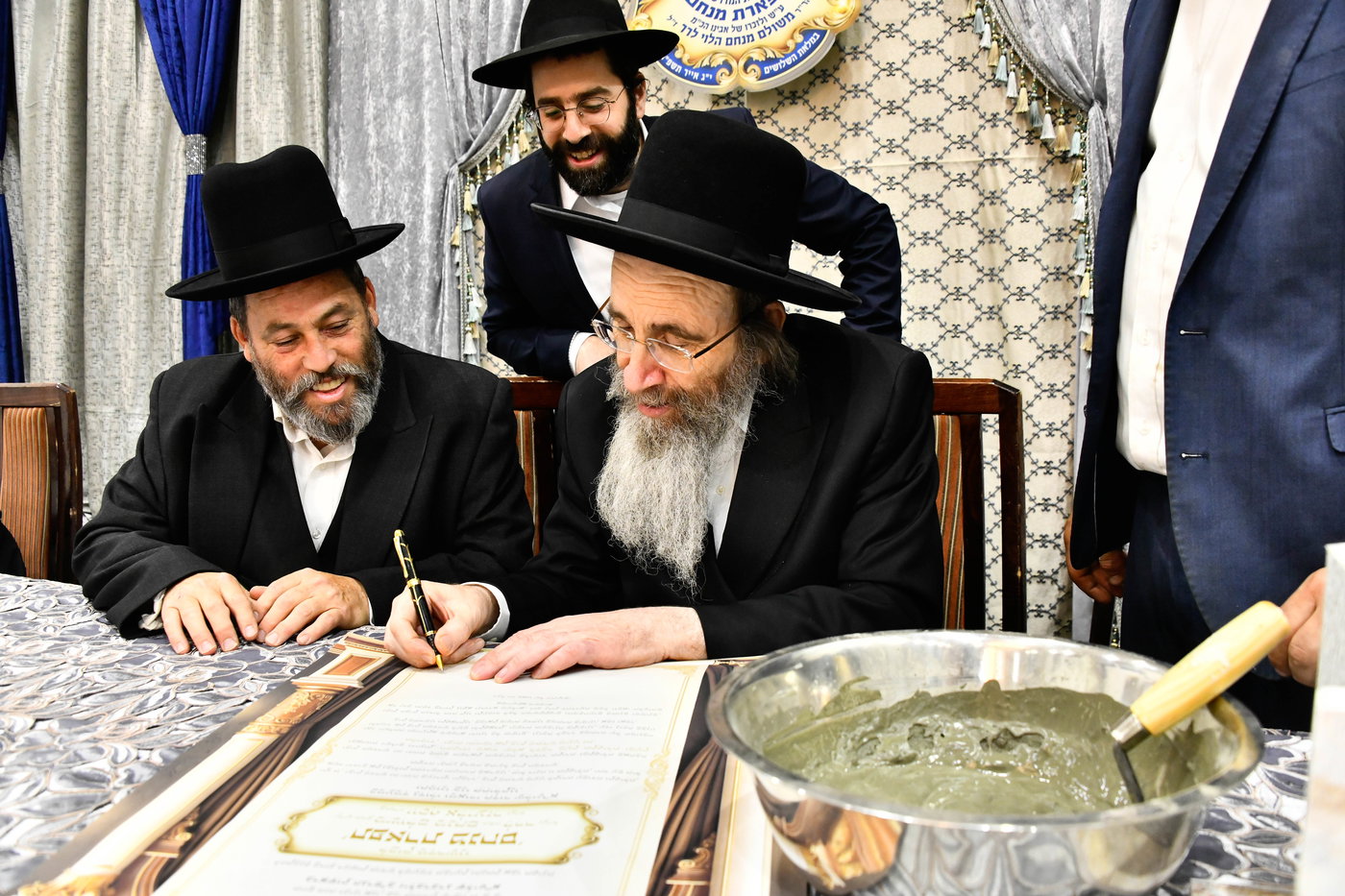 הנחת אבן הפינה לזכרו של הרב לרר ז"ל