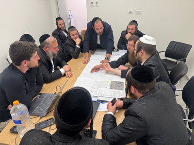 ההדלקה המרכזית בירושלים - איחוד הצלה ערוכים לאבטחת הרבבות