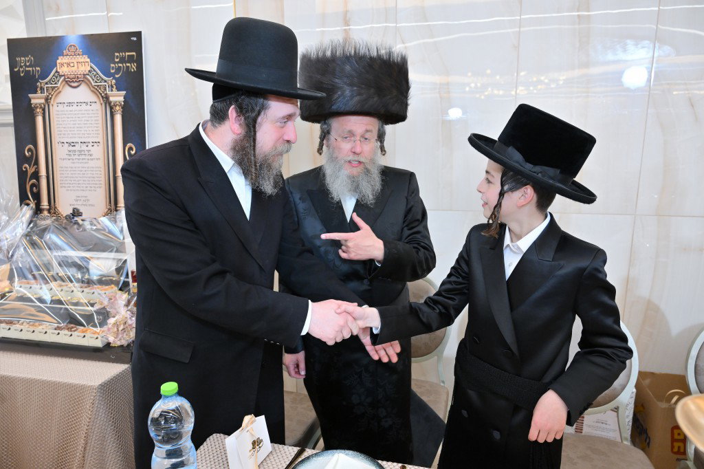 בר מצווה לבנו של יצחק ויינבאך
