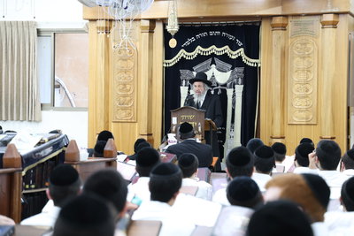 עצרת זיכרון בישיבת קריית מלך