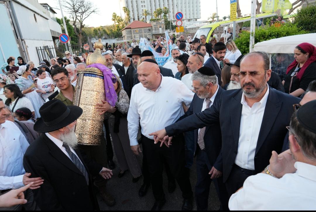 הילולת הרבבות של רבי מאיר בעל הנס בטבריה