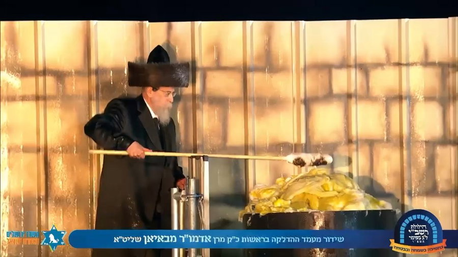 האדמו"ר מבאיאן בהדלת ל"ג בעומר תשפ"ו