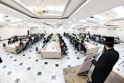 בצל הכיסופים למירון: מהפכת הזוהר "אתכנשו" סוחפת את עולם החסידות
