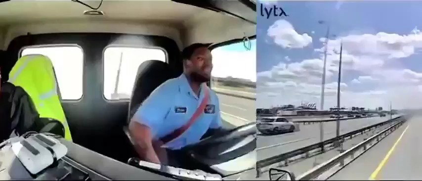 המטוס פוגע במשאית