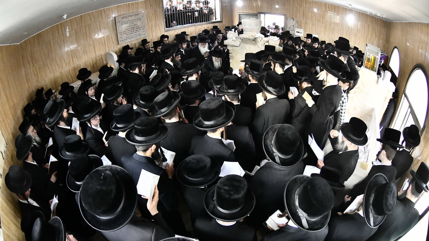 הילולא קדישא בקרעטשניף י-ם