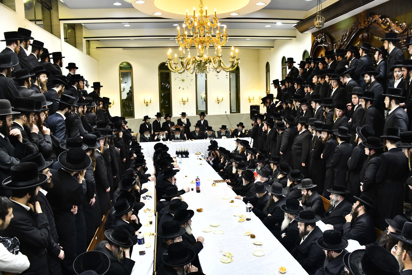 הילולא קדישא בקרעטשניף י-ם