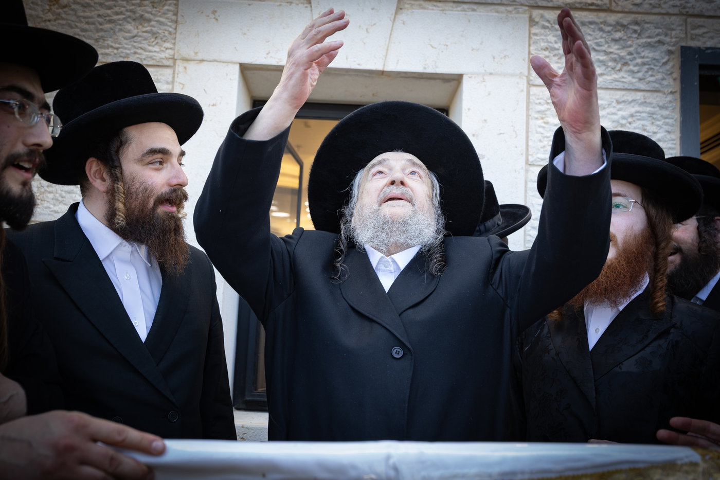 הגרי"מ שכטר בצפון