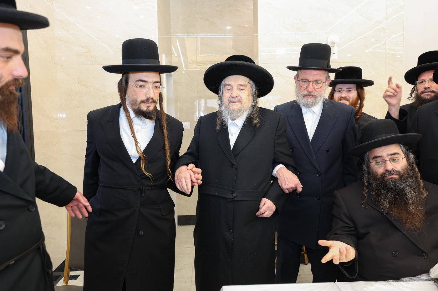הגרי"מ שכטר בצפון