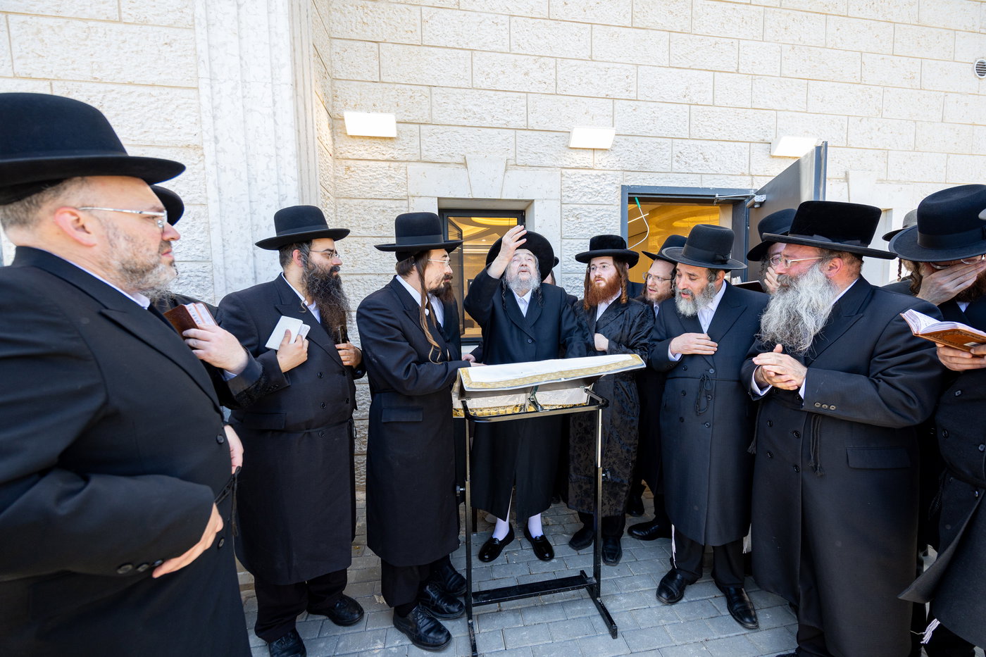 הגרי"מ שכטר בצפון