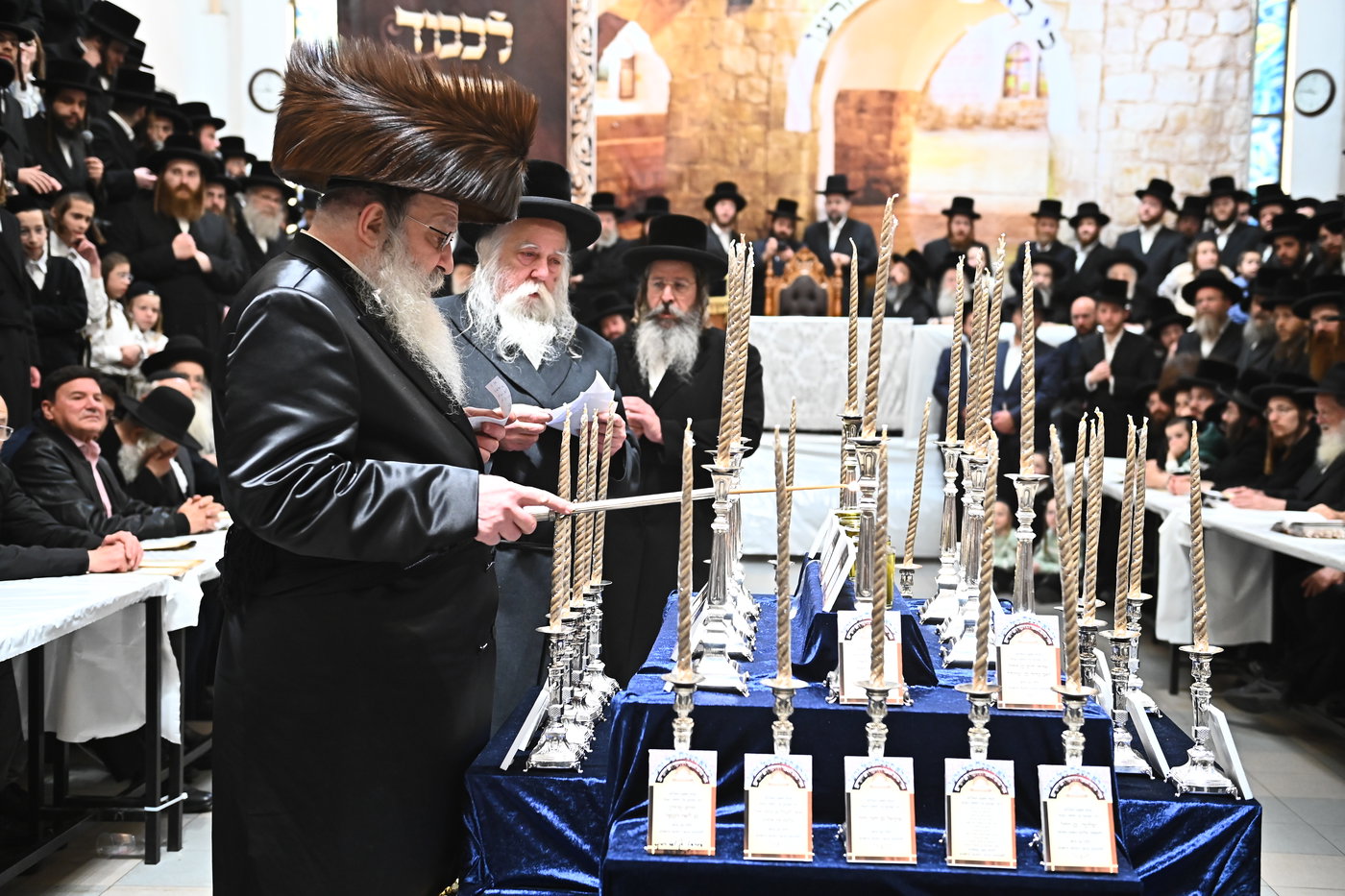 ל"ג בעומר בחצה"ק נדבורנה