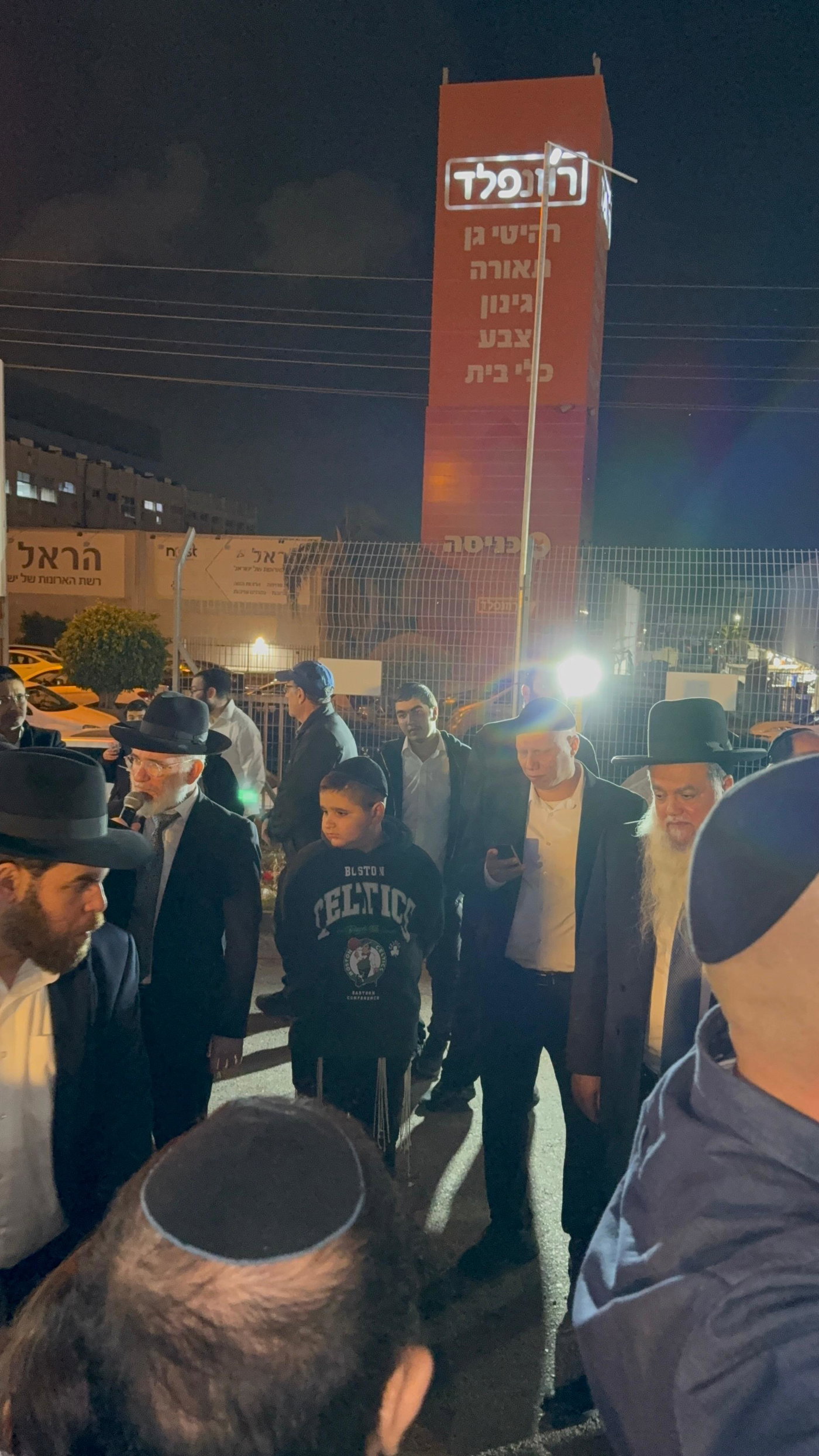 מעמדי ההדלקה של הרב יגאל כהן לכבוד רשב"י