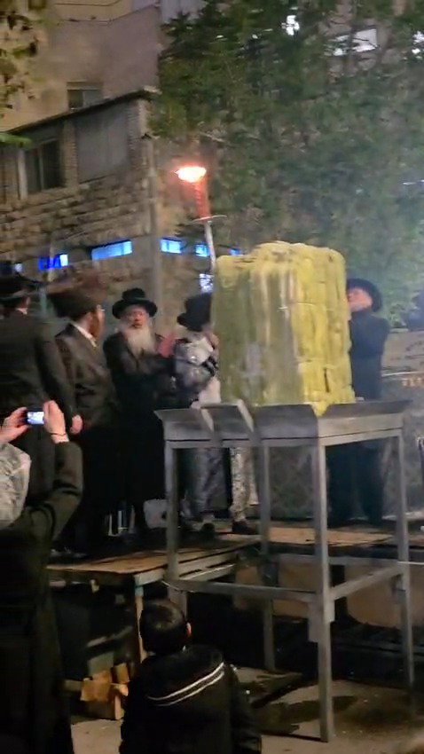 ל"ג בעומר בחצה"ק סטרופקוב
