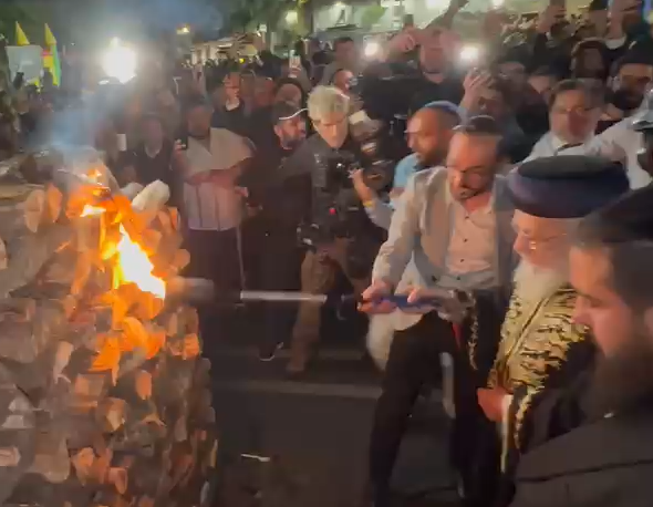 הראשון לציון בהדלקה בלוס אנג׳לס