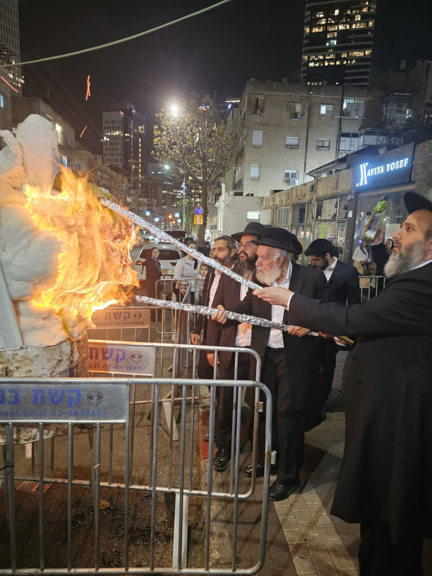 מעמד ההדלקה בקהילת תפארת בנימין 