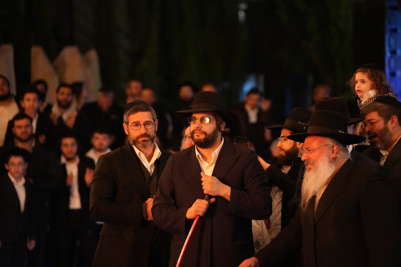 הגאון הינוקא במעמד ההדלקה