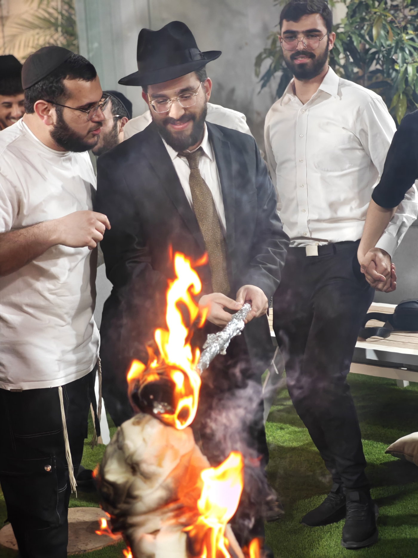 מעמדי ההדלקה של הרב יגאל כהן לכבוד רשב"י
