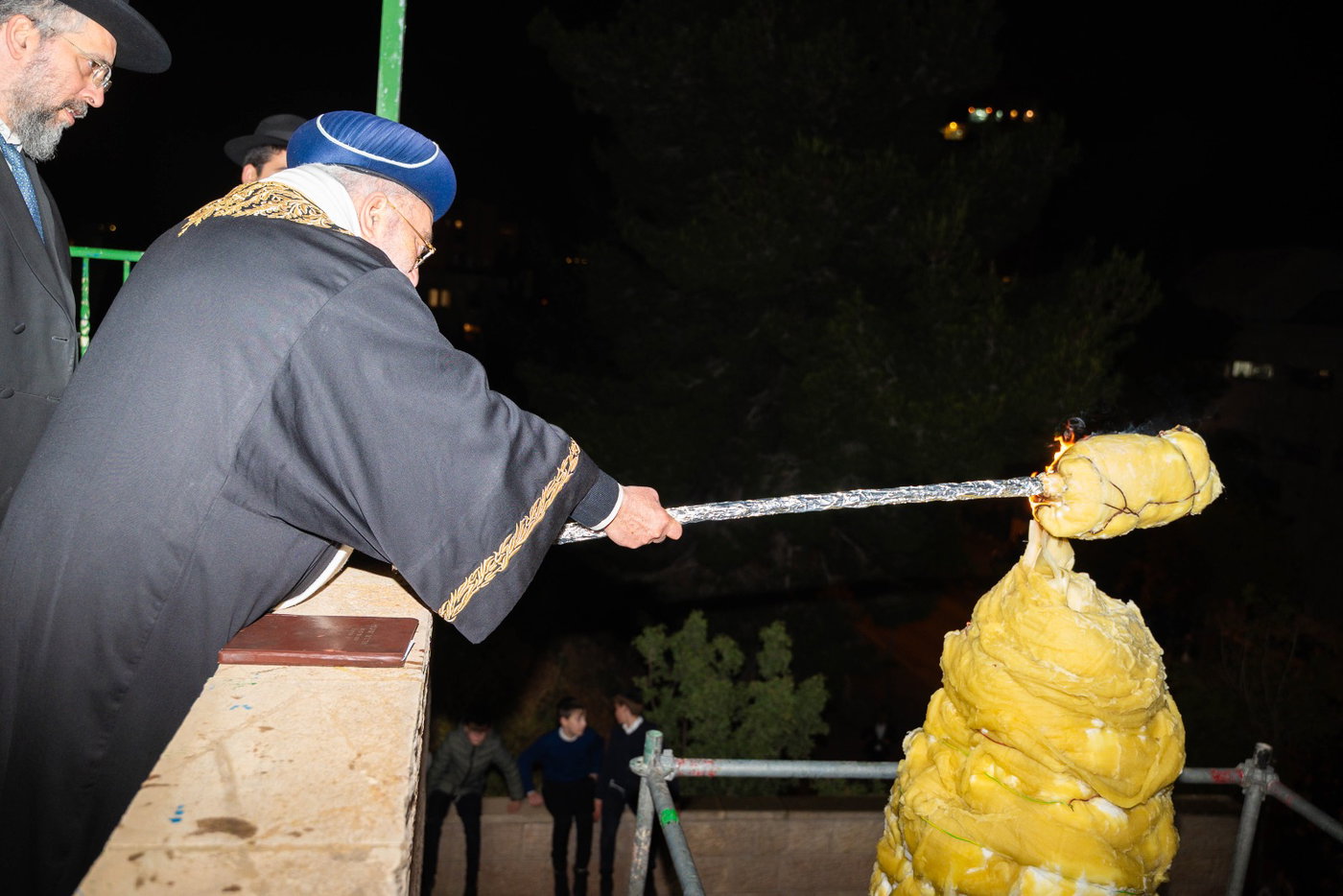 מעמד ההדלקה אצל הגרש"מ עמאר