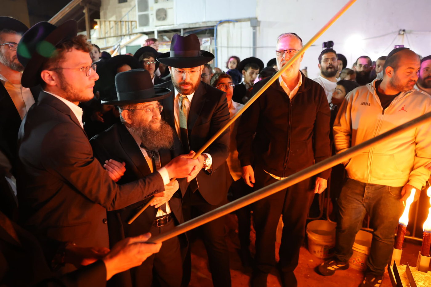 מעמד ההדלקה בשיכון ג'