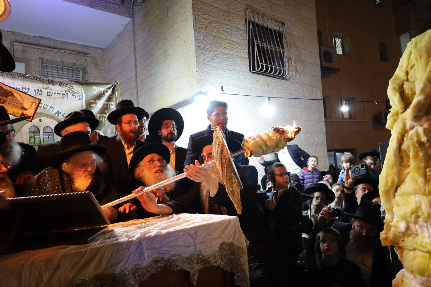 ל"ג בעומר אצל הגר"מ שטרנבוך