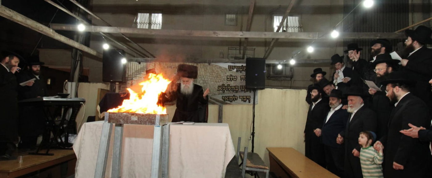 ל"ג בעומר בחצה"ק בוטושאן